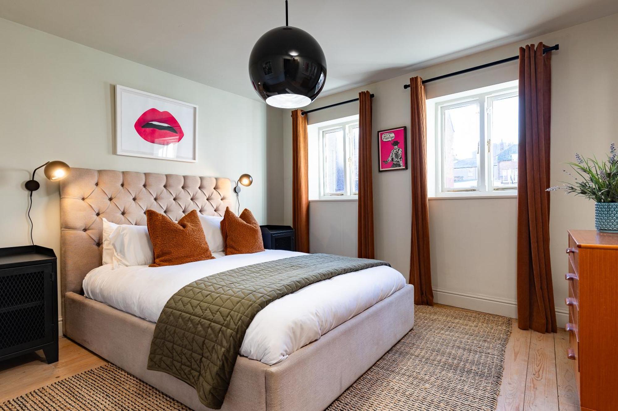 Stylish Seaside Home With King Beds And Parking Scarborough Dış mekan fotoğraf